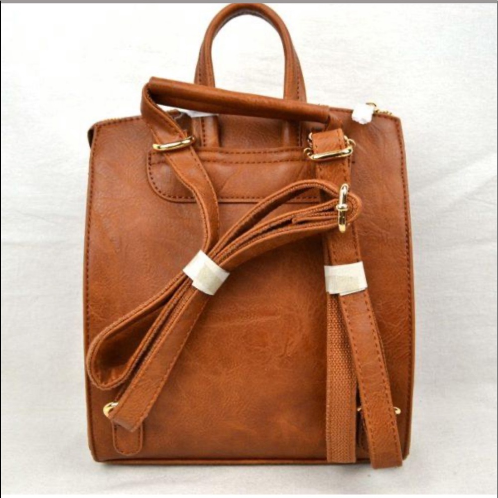 “Samantha” two way vegan material backpack - Picture 3 of 3